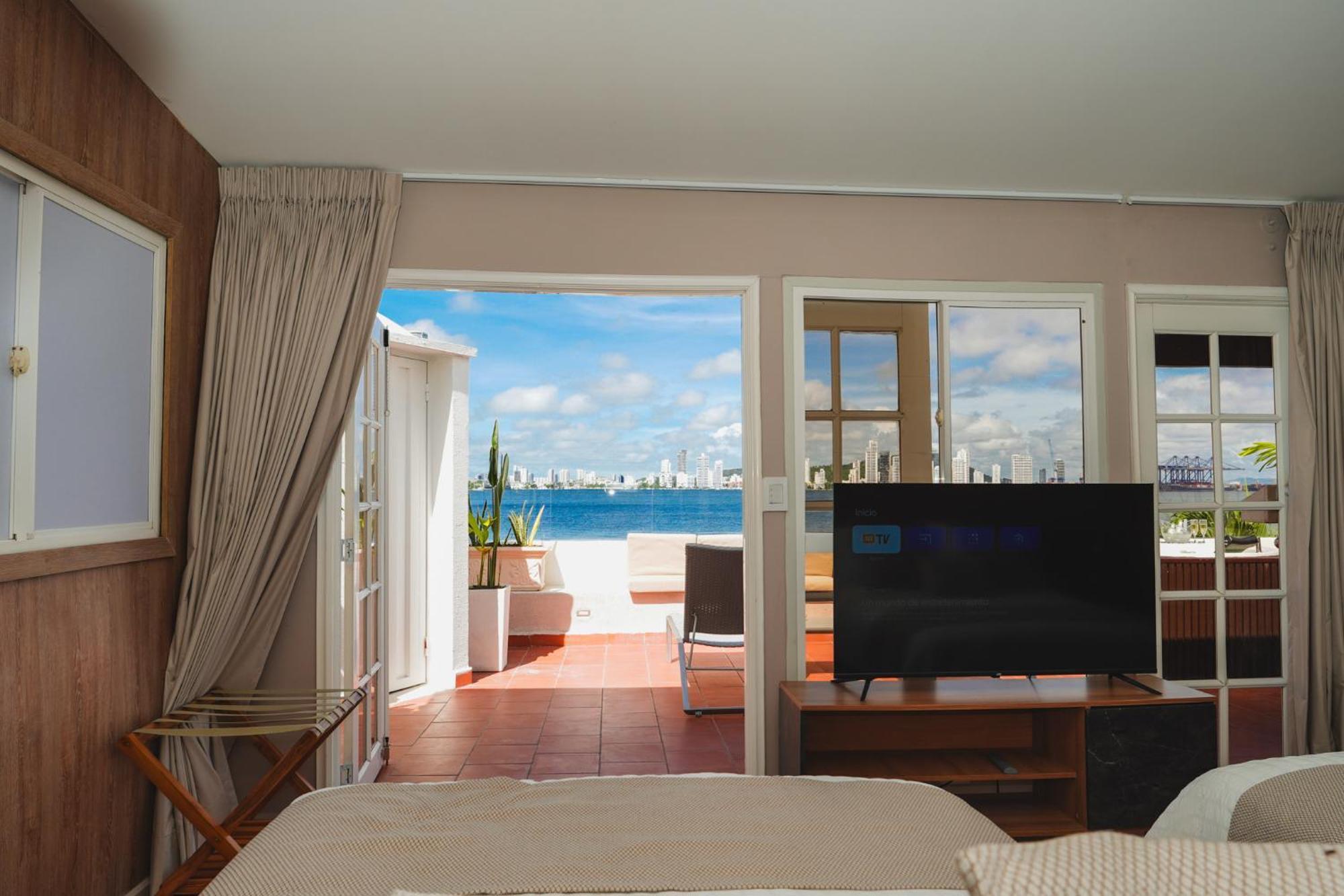 Premium Con Terraza Y Jacuzzi Privado *