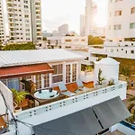 Suite Premium con Terraza y Jacuzzi Privado