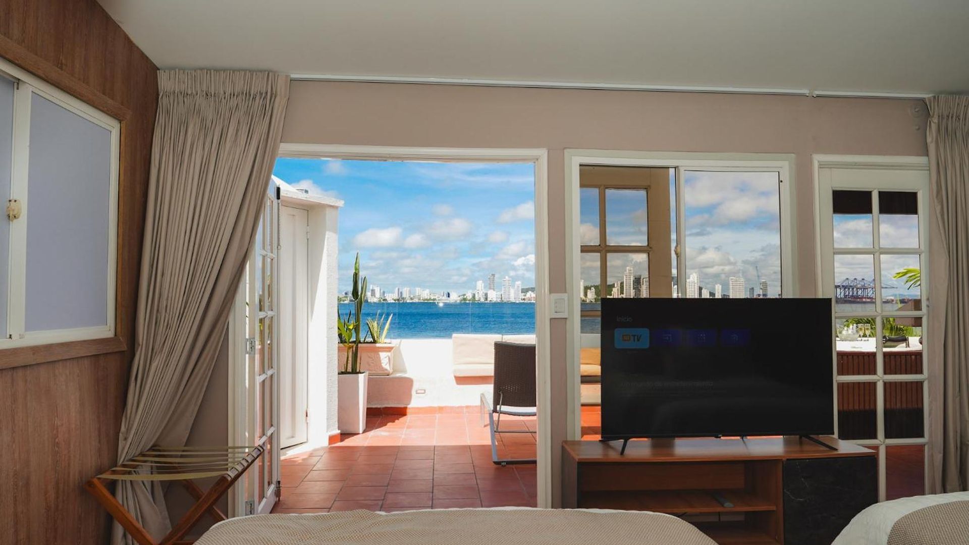 Premium Con Terraza Y Jacuzzi Privado *