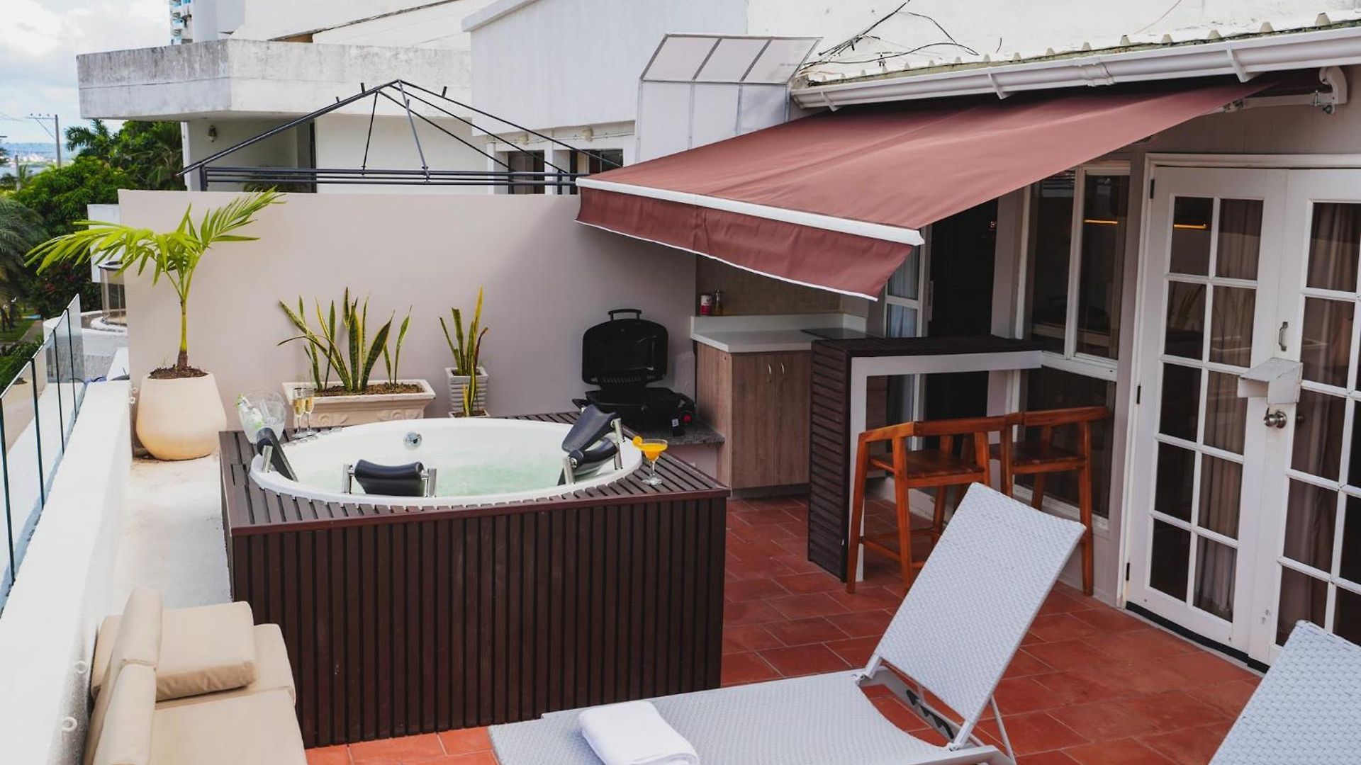 Premium Con Terraza Y Jacuzzi Privado
